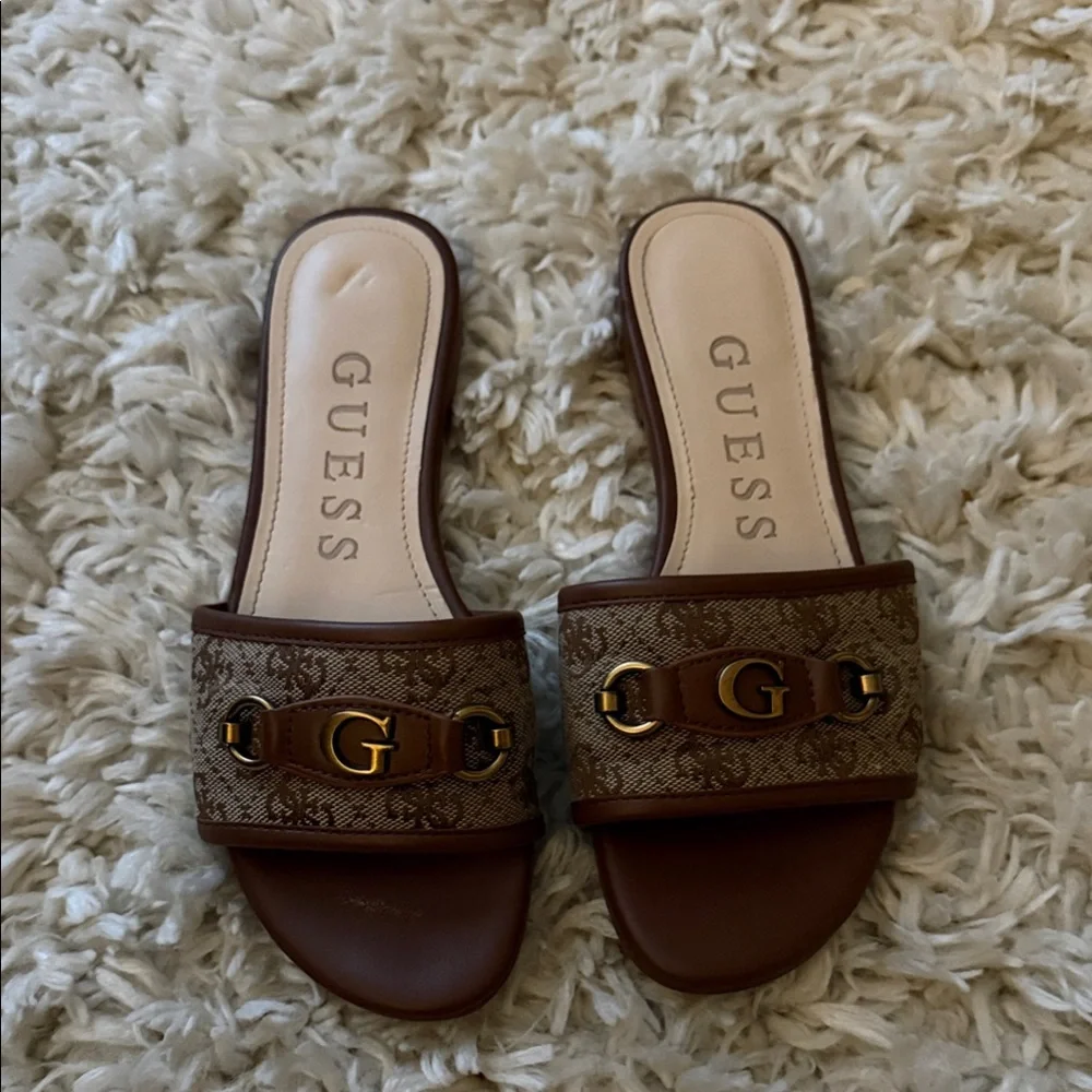 Guess Brown Logo-Trim Slide Sandals with Gold G Accents - Picture 1 of 2